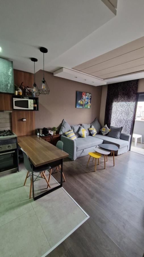 Cosy Appartement Au Centre De Casablanca Exterior photo